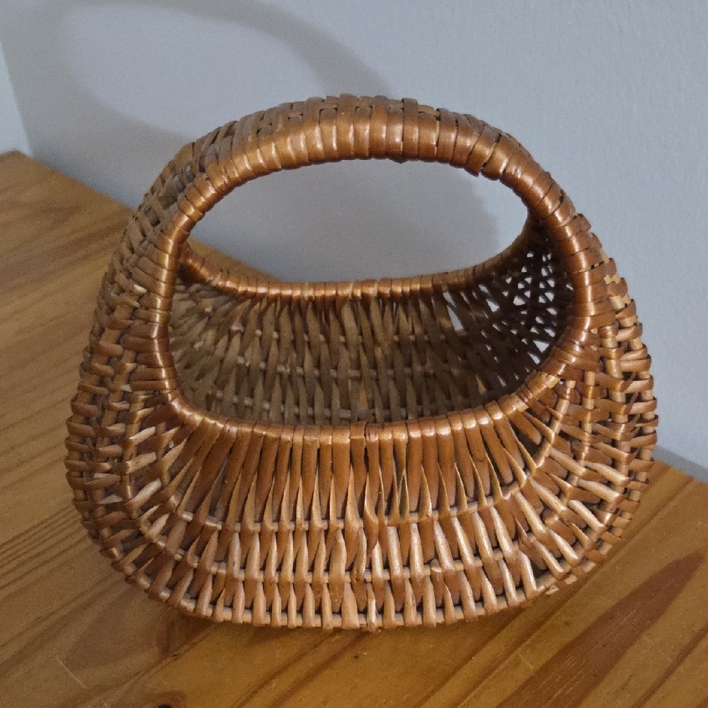 Elegant Brown Woven Handbag